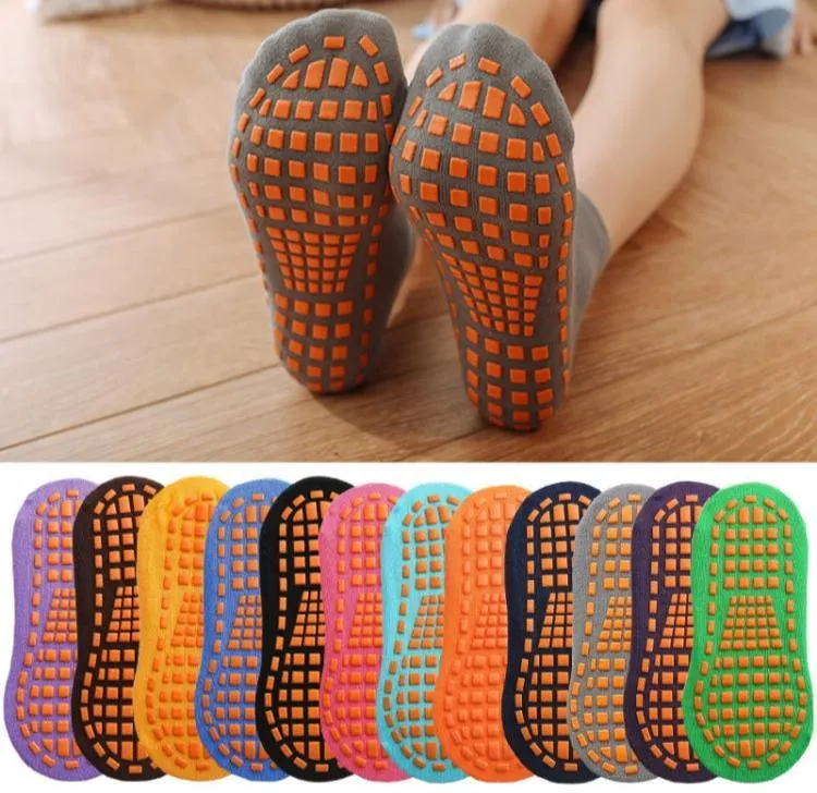 4 Pairs of Non-Slip Yoga and Trampoline Socks with Dotted Rubber Grip