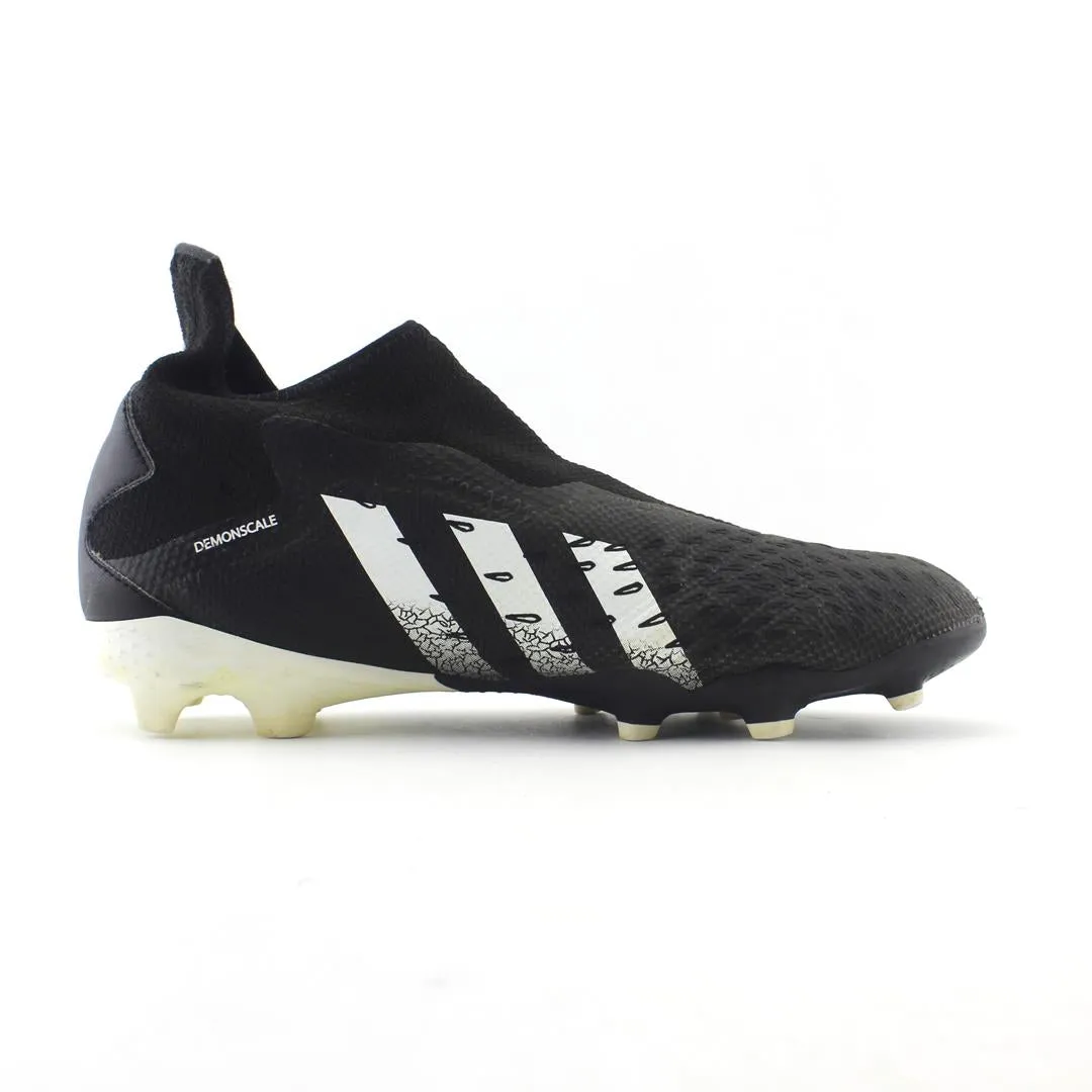 ADIDAS PREDATOR FREAK LACELESS TF