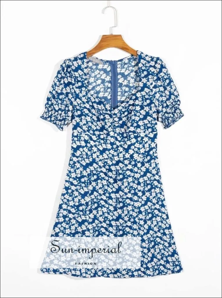 Blue Vintage Sweetheart Square Neckline white Floral Print Mini Dress with Short Puff Sleeve