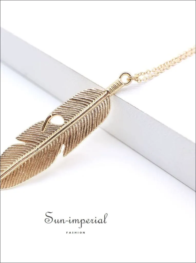 Classic Feather Pendant Necklace Long Chain Statement Necklace for Women