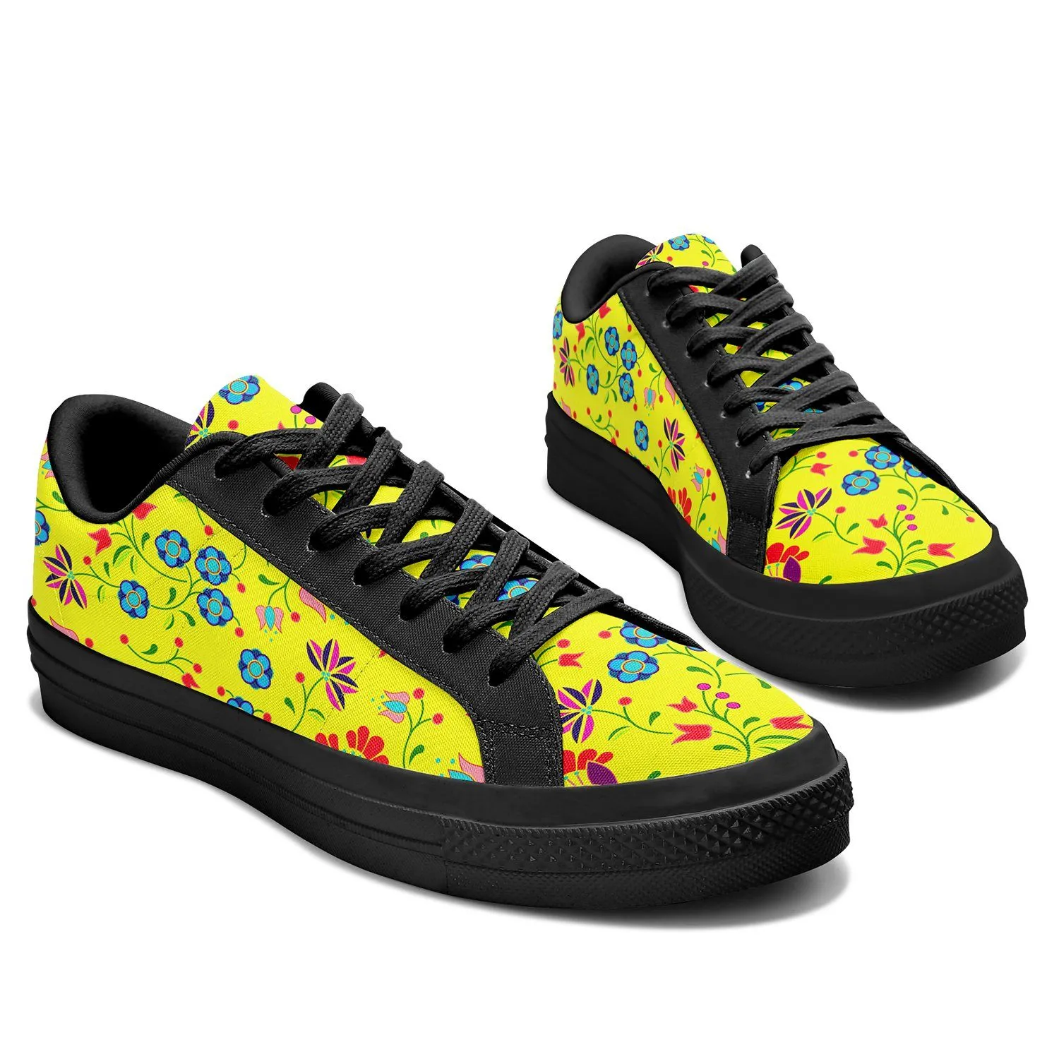 Fleur Indigine Mais Aapisi Low Top Canvas Shoes Black Sole