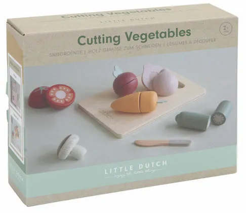 Little Dutch Cutting Vegetables