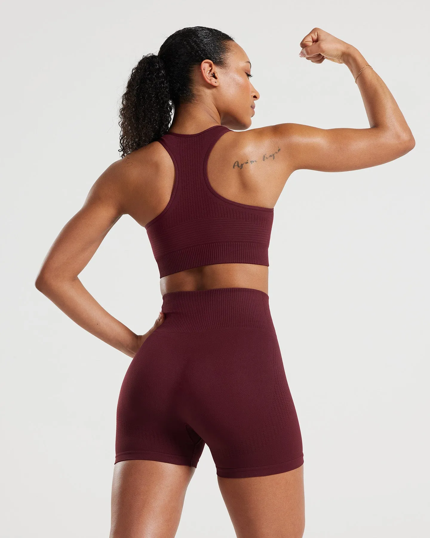 Power Seamless High Neck Bra | Dark Cherry