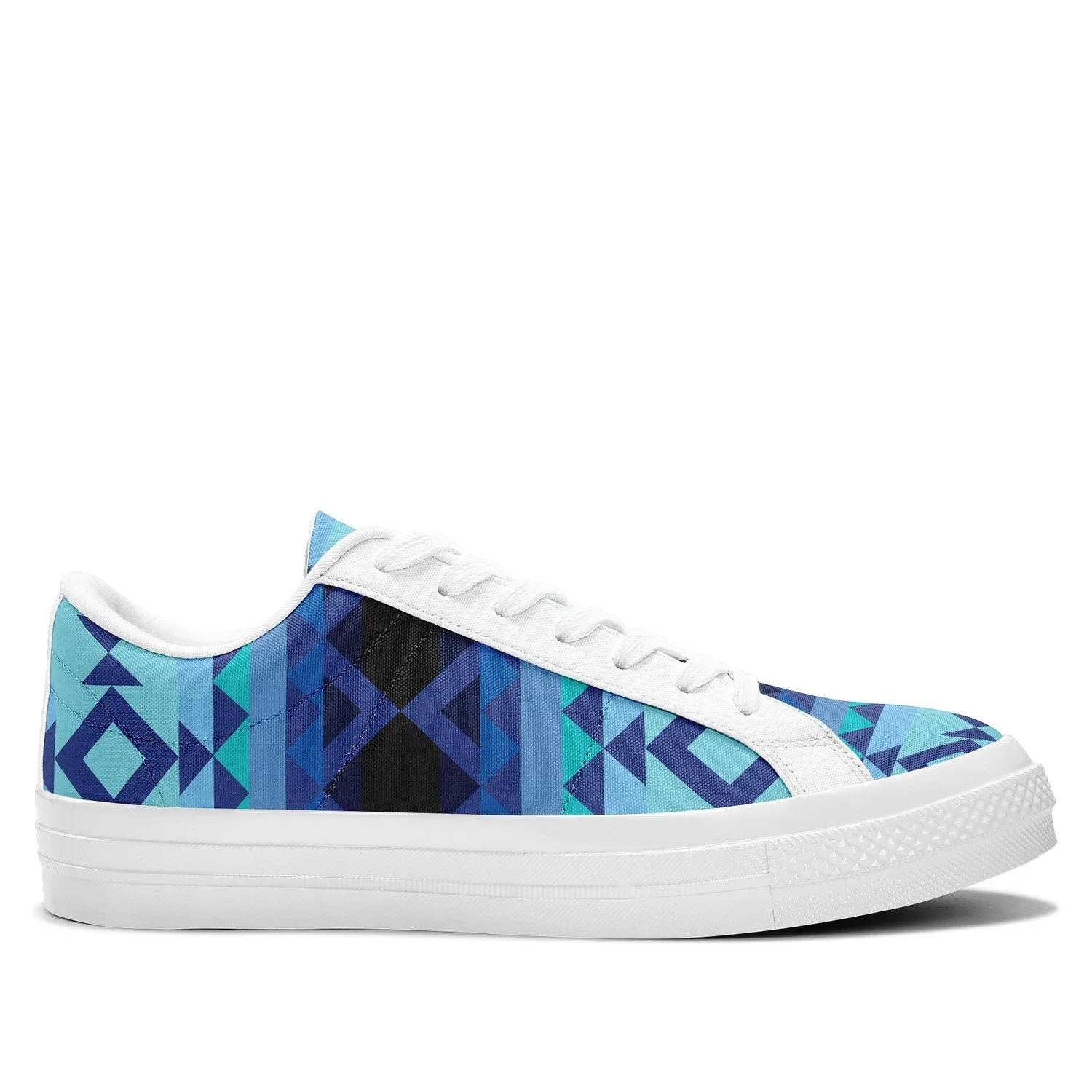 Tipi Aapisi Low Top Canvas Shoes White Sole