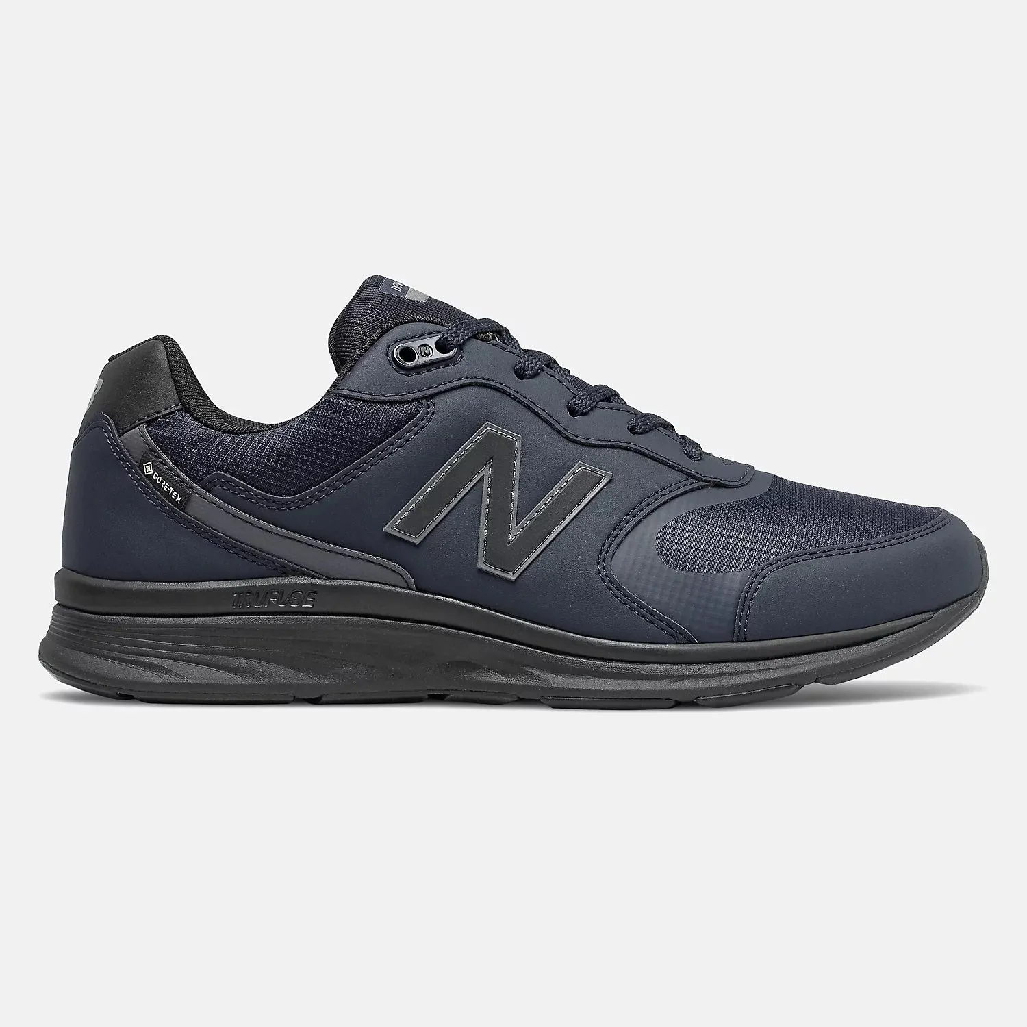 Womens Wide Fit New Balance MW880GD4 Walking Trainers